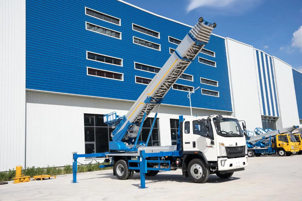 湖北小型云梯车上料车租赁多少钱