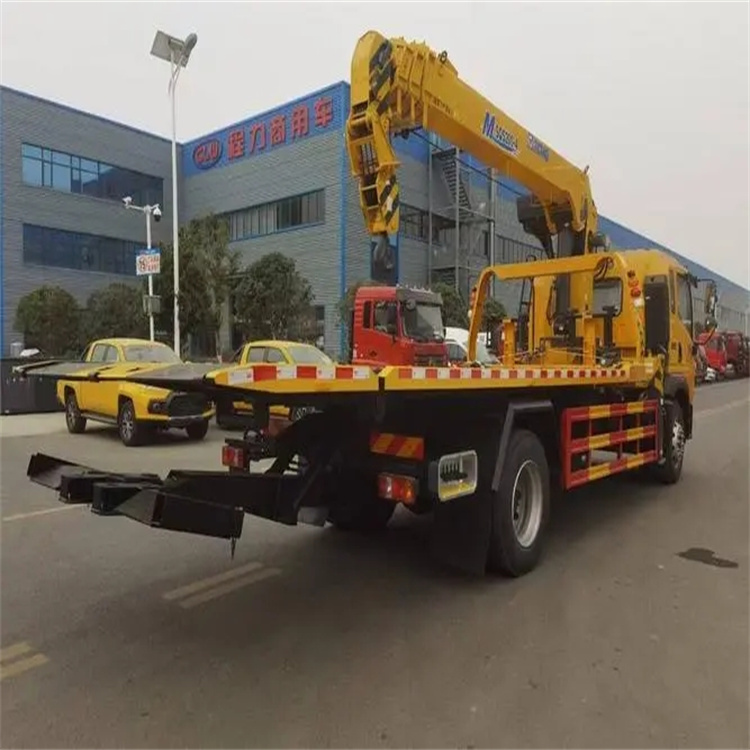 湖北附近小随车吊出租电话，轻松解决搬运烦恼