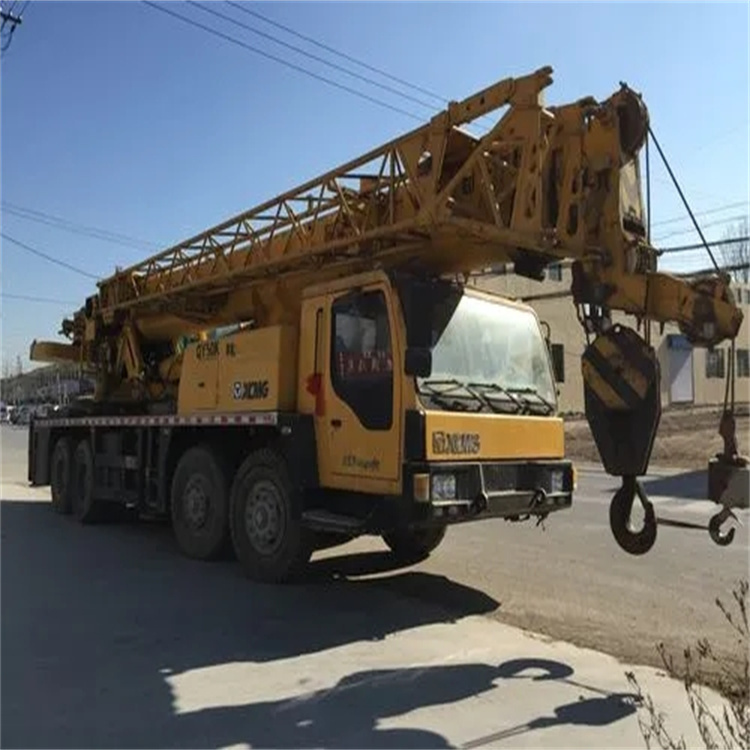 湖北哪里有专业吊车出租